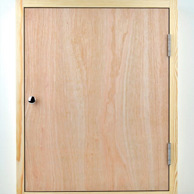 Right Hung Single Door Chamfered Architrave